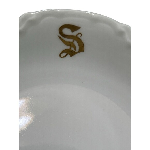 VTG HAVILAND  FRANCE SCALLOPED FRUIT DESSERT BOWL WHITE GOLD MONOGRAM "S" - Picture 3 of 7